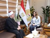 وزيرة التنمية المحلية تستقبل فضيلة مفتي الجمهورية