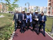 خلال جولة رئيس الوزراء بعدد من وحدات “سكن لكل المصريين” بحدائق العاصمة: رئيس جهاز المدينة: 39 مبنى خدميا تتنوع بين مدارس وحضانات وأسواق ومخابز ومركز طبي ووحدة صحية وملاعب خماسية ومراكز شباب وموقف إقليمي ومجمع شرطي تخدم حاجزى الإعلان العاشر