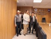 محافظ دمياط يتفقد مركز سيطرة الشبكة الوطنية للطوارئ والسلامة العامة و يتابع من خلاله حملات متابعة الأسواق والتفتيش على المنشآت الغذائية