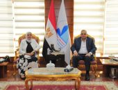 رئيس جامعة كفر الشيخ يبحث إنشاء مركز خدمة للطلبة ذوي القدرات الخاصة مع وفد هيئة أمديست