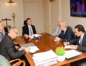 وزير التموين والتجارة الداخلية يجتمع برؤساء ٣ شركات تشمل شركتى الجملة والمجمعات الاستهلاكية التابعة للشركة القابضة للصناعات الغذائية
