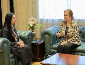 وزيرة التضامن الاجتماعي تلتقي رئيسة اللجنة الوطنية التنسيقية لمكافحة ومنع الهجرة غير الشرعية والاتجار بالبشر لبحث ملفات العمل المشترك