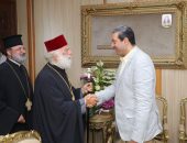 محافظ دمياط يستقبل قداسة البابا ثيوذورس الثانى بابا وبطريرك الإسكندرية وسائر أفريقيا وقاضى المسكونة للروم الأرثوذكس لتلقى التهنئة بمناسبة توليه مهام منصبه