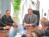 محافظ دمياط يستقبل عميد كلية هندسة شبرا بجامعة بنها وأسرة الكلية لتلقى التهنئة بمناسبة توليه مهام منصبه