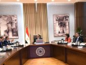 رئيس الوزراء يترأس الاجتماع الأول للمجموعة الوزارية الاقتصادية