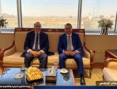 المستشار محمود فوزي وزير الشئون النيابية والقانونية والتواصل السياسي يستقبل المستشار علاء الدين فؤاد وزير شئون المجالس النيابية السابق