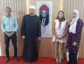 جولة تفقدية لرئيس رعاية الطلاب ورئيس منطقة الإسكندرية الأزهرية في جناح الأزهر بمعرض الإسكندرية الدولي للكتاب