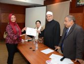 د. سلامة داود يكرم المشاركين بالمعسكر الصيفي لمجلة نور