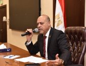 “القاهرة”تواصل حصر وتسجيل عمالة غير منظمة داخل الميادين.