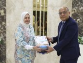 مستشار شيخ الأزهر لشؤون الوافدين تستقبل سفير الفلبين بالقاهرة لبحث سبل التعاون المشترك