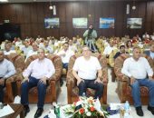 شهدت الجولة التفقدية للمهندس كريم بدوى وزير البترول والثروة المعدنية بحقول الصحراء الشرقية عقد ورشة عمل لعدد من شركات الإنتاج بالمنطقة ( بترول خليج السويس جابكو،  بترول بلاعيم بتروبل ، بتروجلف مصر ، السويس للزيت سوكو، وشقير البحرية للزيت أوسوكو )