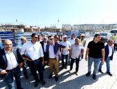 وزير الإسكان يواصل جولته بمدينة العلمين الجديدة ويتفقد الموقف التنفيذى لمنشآت “المدينة التراثية”