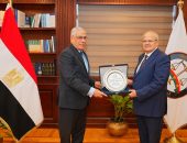 تكريم أعضاء النيابة العامة المشاركين في فعاليات التدريب المتخصص في استخدامات الذكاء الاصطناعي