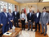 وزيرة التنمية المحلية تستقبل عددا ًمن أعضاء لجان الإدارة المحلية والإسكان والشباب بمجلس النواب