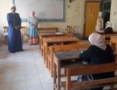 فضيلة الشيخ فواز عبادي، رئيس الإدارة المركزية لمنطقة القاهرة الأزهرية،يتفقد  سير امتحانات «الدور الثاني»، لمراحل النقل الإعدادي والثانوي بمجمع مدينه نصر الإعدادي والثانوي