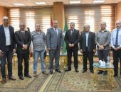 المهندس حازم الأشموني محافظ الشرقية يلتقي المهندس سامي عرفه أبو ورده رئيس مجلس الإدارة والعضو المنتدب لشركة القناة لتوزيع الكهرباء ،