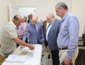 محافظ كفرالشيخ يفاجئ بزيارته الوحدة المحلية لمركز ومدينة قلين.. ويلتقي المواطنين… مشددًا برفع مستوي الخدمات