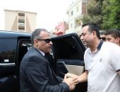 محافظ الشرقية  يُؤدي واجب العزاء والمواساة في وفاة حرم حرس سيادته