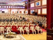 الفريق أول / عبد المجيد صقر القائد العام للقوات المسلحة وزير الدفاع والإنتاج الحربى يلتقى بعدد من رجال القوات المسلحة بالجيش الثالث الميدانى وقيادة قوات شرق القناة لمكافحة الإرهاب …