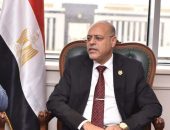 وزير العمل يوجه بسرعة متابعة أحوال العمال ضحايا سقوط “سقالة بالجيزة”…وصرف التعويضات …