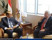 المستشار محمود فوزي وزير الشئون النيابية والقانونية والتواصل السياسي يستقبل الدكتور محمد أيمن عاشور وزير التعليم العالي والبحث العلمي