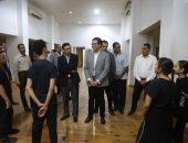 وزير الثقافة يقوم بزيارة مفاجئة للسيرك القومي و مسارح البالون والغد والسامر ويوجه بالاهتمام بالصيانة الدورية وتوفير بيئة عمل مناسبة للفنانين وتدريب العاملين .