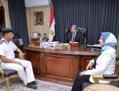 محافظ دمياط يلتقى مدير إدارة المرور الجديد لمناقشة آليات وضع خطة محددة لتحقيق السيولة المرورية بالمناطق والمحاور الرئيسية