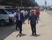 محافظ الدقهلية يكلف مدير عام المواقف بمتابعة المرور علي المواقف العمومية بنطاق المحافظة للتأكد من التزام السائقين بتطبيق التعريفة الجديدة دون زيادة ولصق الاستيكارات .