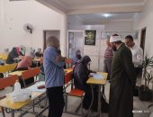 فضيلة الدكتور عبد العزيز أبو خزيمة، رئيس منطقة الإسكندرية الأزهرية، يتفقد اختبارات نهاية المستوى برواق العلوم الشرعية والعربية،