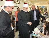 أكد على ثقة الإمام في تفوقهم.. وكيل الأزهر يستمع لتجربة ومقترحات دارسي رواق العلوم الشرعية والعربية بالقاهرة