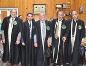 دكتوراه بمرتبة الشرف الأولي بجامعة الأزهر  لدور  البرلمان المصري في الحياة المصرية في الفترة من  1979م إلى 1990م.