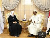 رئيس مركز تطوير تعليم الطلاب الوافدين والأجانب تبحث سبل التعاون العلمي واللغوي مع رئيس المجلس الأعلى للغة العربية في أفريقيا