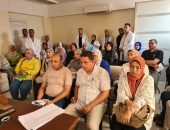 وكيل الوزارة يترأس اجتماعًا موسعًا مع الفرق الإشرافية بالمديرية وفريق العمل بمستشفى الدلنجات المركزي..