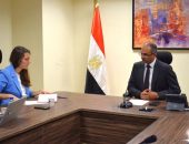 نائب وزير الإسكان يستقبل المدير الإقليمي للوكالة الفرنسية لبحث فرص التعاون ومتابعة موقف تنفيذ المشروعات