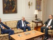 وزير الخارجية والهجرة يستقبل وفد غرفة التجارة الأمريكية بمصر