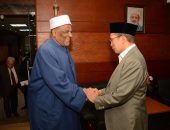 د.شومان يستقبل رئيس فرع المنظمة بإندونيسيا