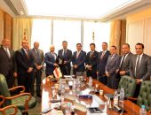 وزير التموين  والتجارة الداخلية يستقبل وفداً من حزب حماة وطن
