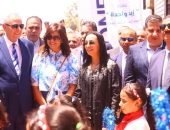 وزيرة التضامن الاجتماعي ووزير العمل ومحافظ الغربية ورئيس الأمانة الفنية للتحالف الوطني للعمل الأهلي التنموي ورئيس صناع الخير يفتتحون مدرسة حنون الثانوية للبنات بـ”زفتي” بعد رفع كفاءتها