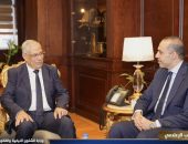 المستشار محمود فوزي، وزير الشئون النيابية والقانونية والتواصل السياسي، يلتقي النائب العام المستشار محمد شوقي.