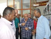 الدكتور محمود عصمت يتفقد شركة مصر العليا لتوزيع الكهرباء ويفتتح مركز خدمة العملاء بمدينة اسوان ويوجه بمتابعة زيادة الأحمال وتأمين التغذية لكافة الاستخدامات