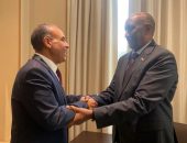 وزير الخارجية والهجرة والمصريين بالخارج يلتقي رئيس مجلس السيادة الانتقالي للسودان