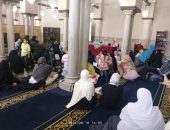 عقد ملتقى المرأة بالجامع الأزهر الندوة الأسبوعية تحت عنوان “قدوات صابرات”، بحضور كل من أ.د هبة عوف، أستاذ التفسير بجامعة الأزهر، ود. منال مصباح، أستاذ البلاغة والنقد بجامعة الأزهر، وأدارت الندوة د. سناء السيد الباحثة بالجامع الأزهر.