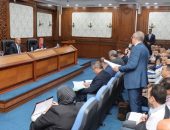 نائب رئيس مجلس الوزراء للتنمية الصناعية وزير الصناعة والنقل يواصل لقاءاته الأسبوعية مع المستثمرين والمصنعين  بمقر الهيئة العامة للتنمية الصناعية  لبحث مطالبهم واستعراض التحديات والمعوقات التي تواجههم  ووضع حلول فورية لها