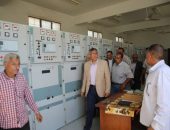 محافظ الجيزة : مشروعات لتحسين البنية التحتية وإدخال خدمات مياه الشرب والصرف الصحي للقري المحرومة بمركز الصف