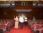 وزير الثقافة يتفقد “واحة الثقافة” و”قصر الإبداع الفني” بمدينة 6 أكتوبر للوقوف على سير العمل بالموقعين