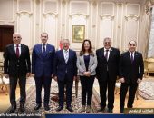 وزير الشئون النيابية والقانونية والتواصل السياسي، ووزيرة التنمية المحلية يناقشان عددًا من الملفات والموضوعات التي تشكِّل أولويات المواطنين.