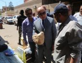 محافظ كفرالشيخ يقود حملة على المخابز للتأكد من جودة إنتاج رغيف الخبز.. لا تهاون بمن يتلاعب بقوت المواطنين