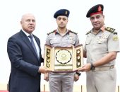 الأكاديمية العسكرية المصرية تحتفل بتخرج دورات جديدة من العاملين بوزارتى النقل والمالية بعد إتمام دورتهما التدريبية بالأكاديمية العسكرية المصرية ..
