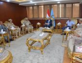 محافظ الغربية يستقبل مساعد قائد المنطقة الشمالية العسكرية في مستهل زيارته للمحافظة على هامش الاجتماع التنسيقي لأقامه قوافل طبية علاجية للمناطق الأكثر احتياجا