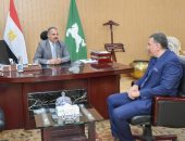 محافظ الشرقية يلتقي رئيس قطاعات كهرباء الشرقية والمدن الجديدةلتهنئته بمهام منصبه الجديد